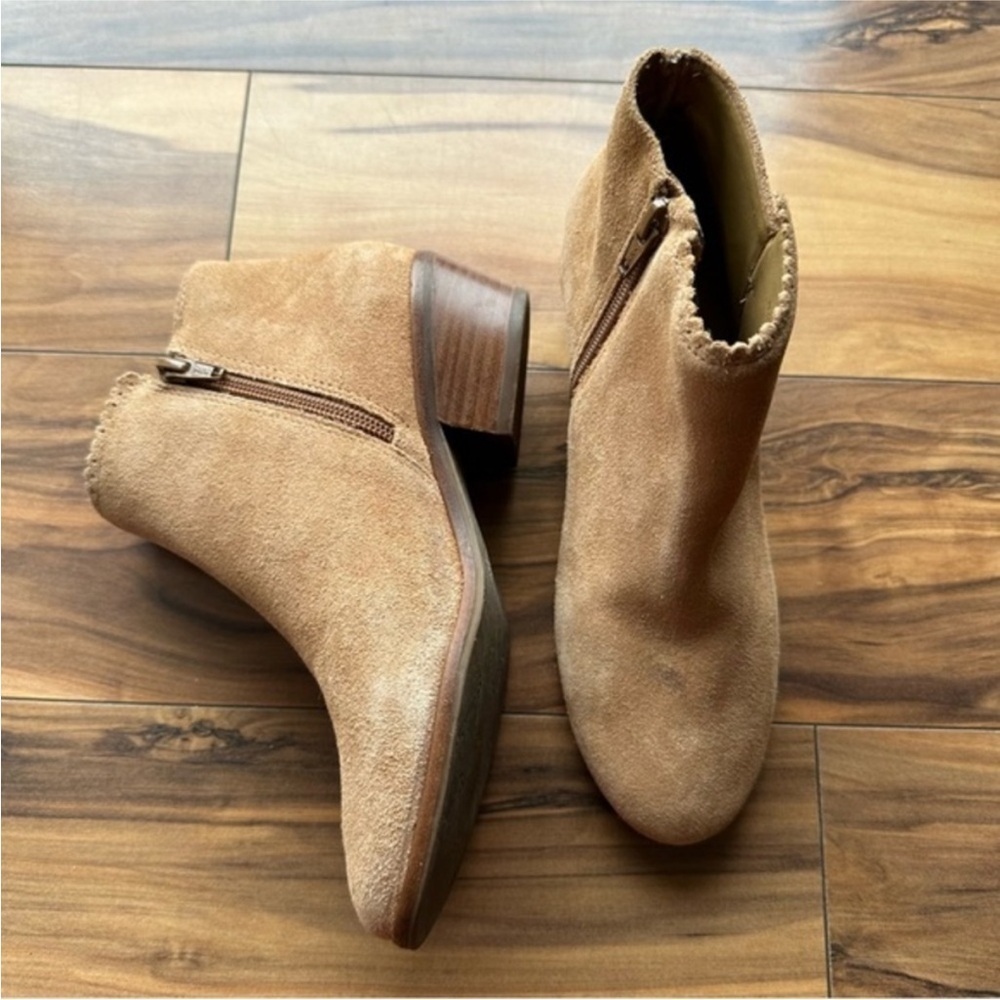 Jack Rogers Women's Tan Suede Ankle Boots 5